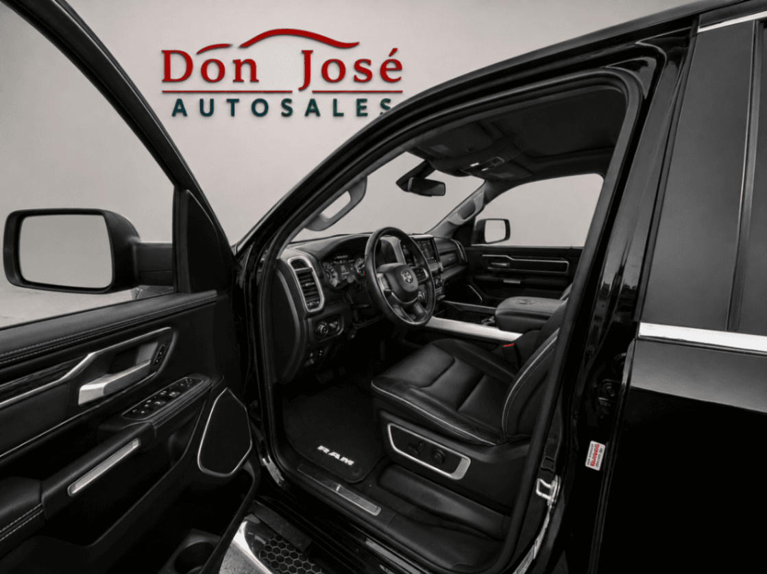Car Image 9