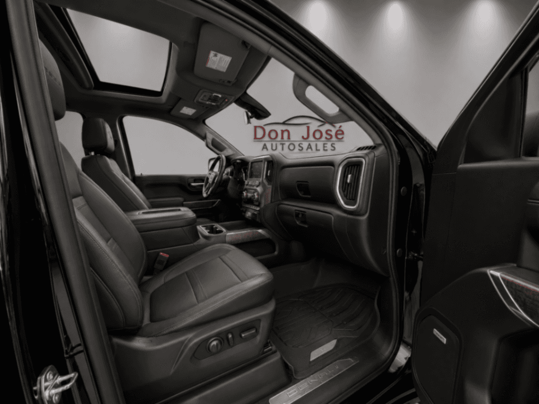 Car Image 12