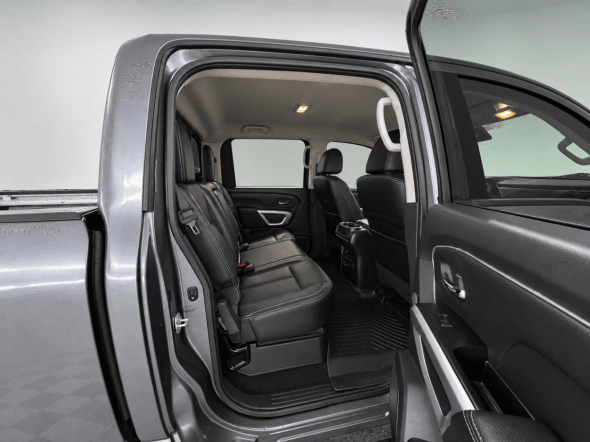 Car Image 12