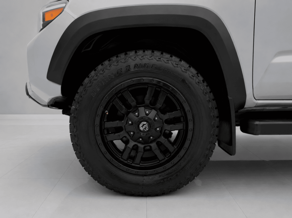 Car Image 11
