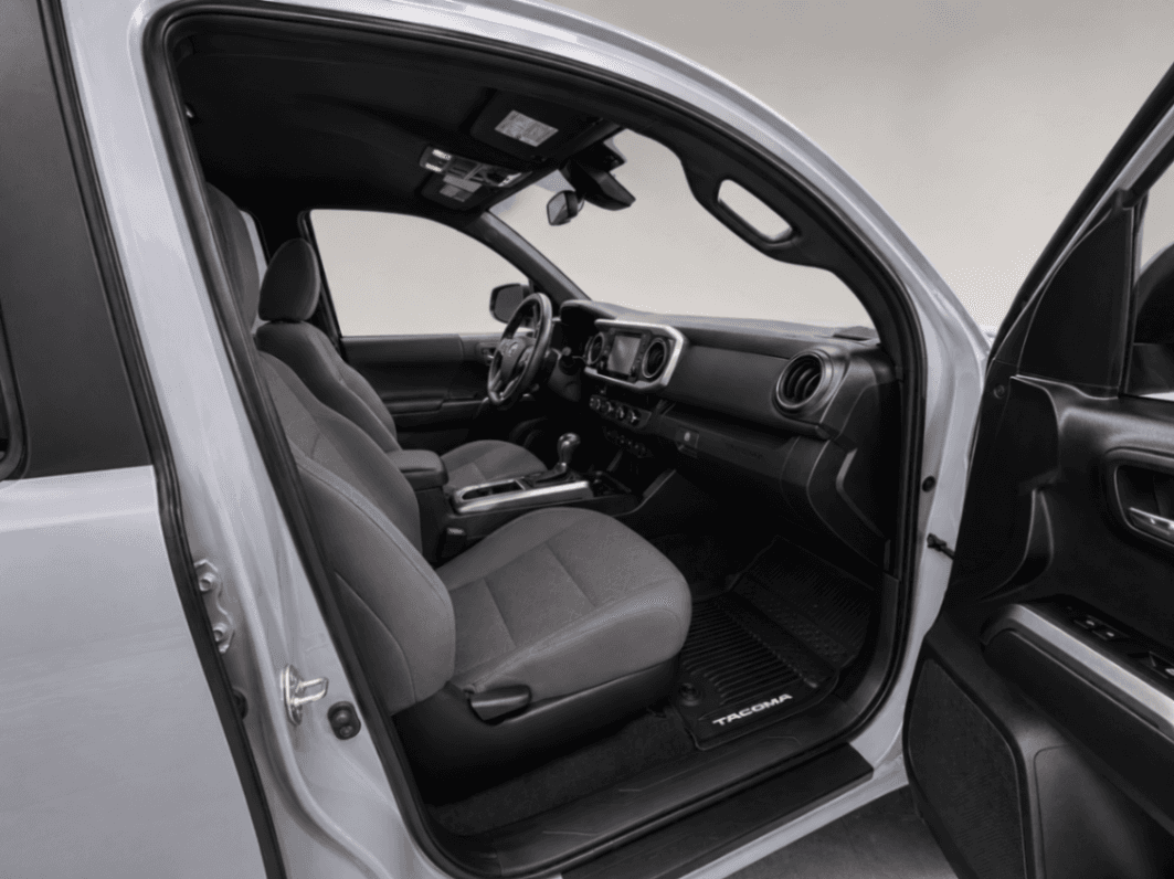 Car Image 13