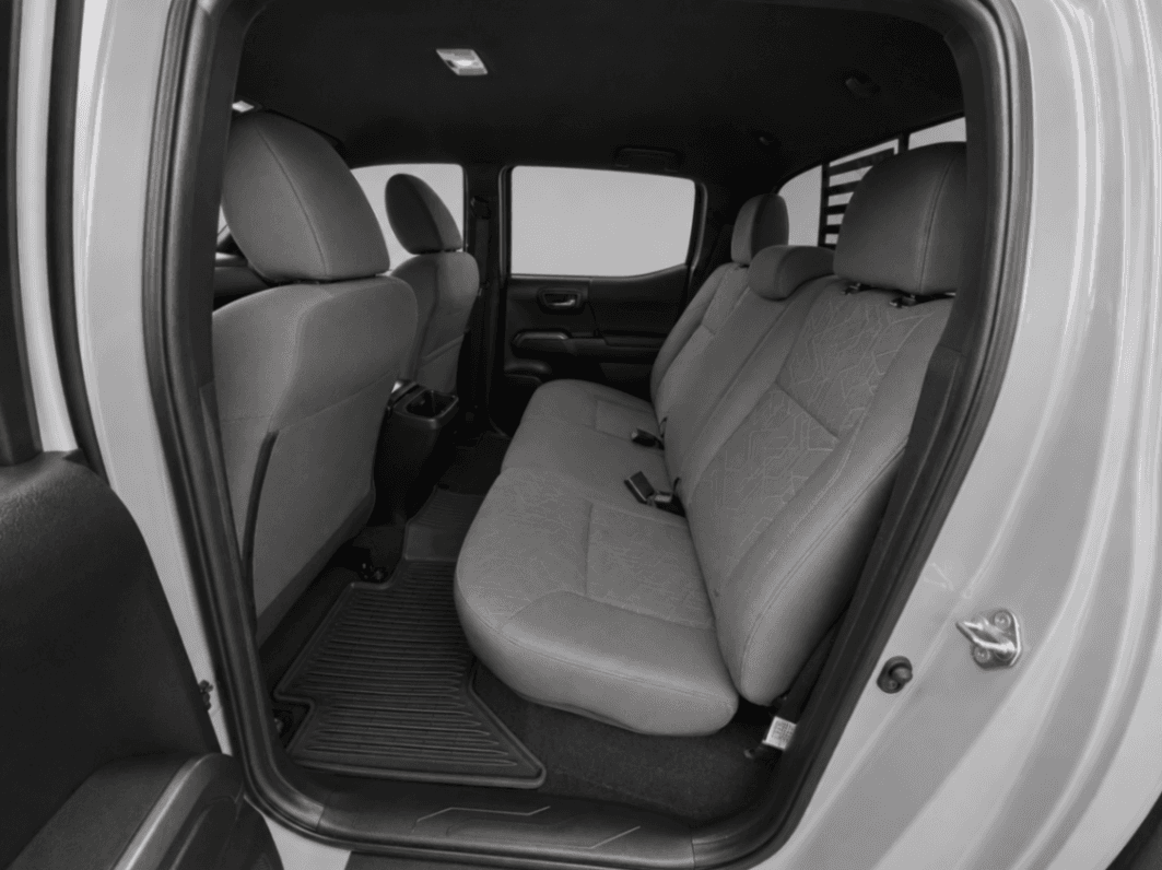 Car Image 15