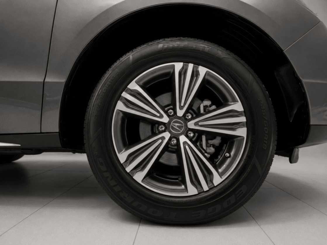 Car Image 19