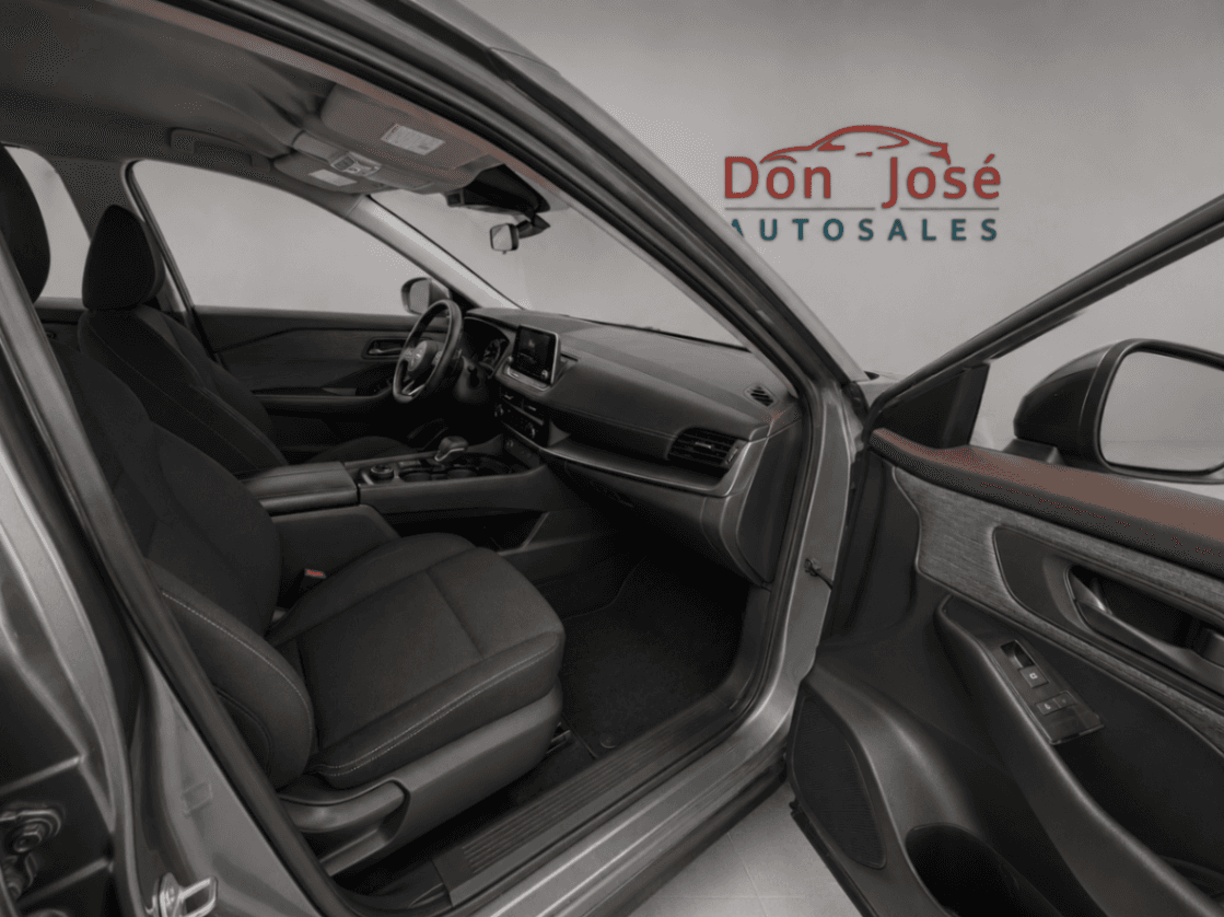 Car Image 11