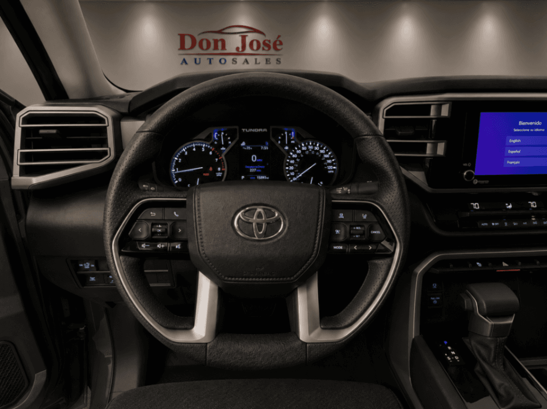 Car Image 14