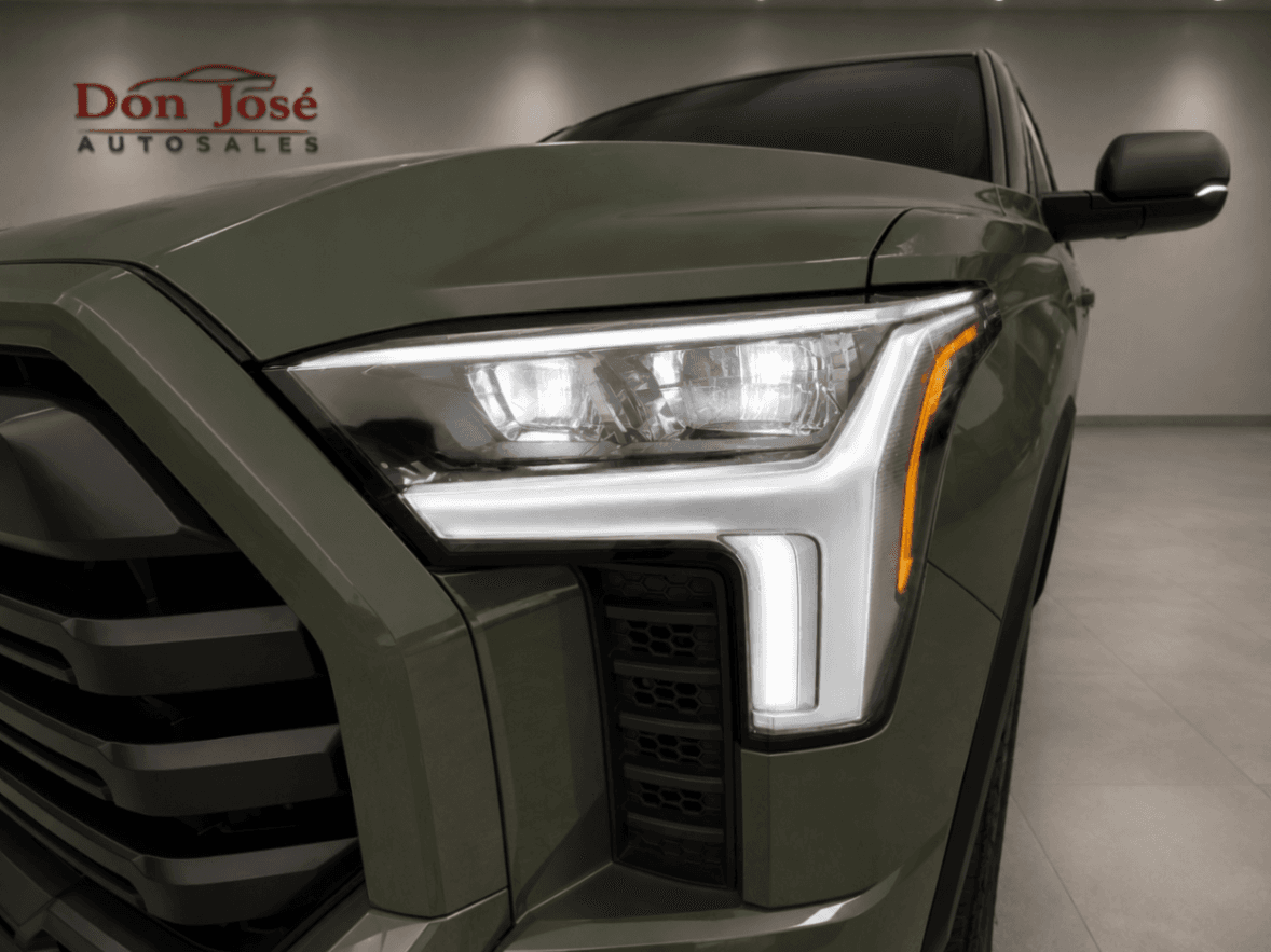 Car Image 15