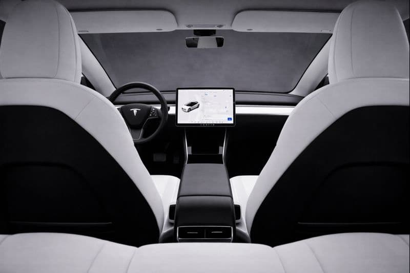 Car Image 11