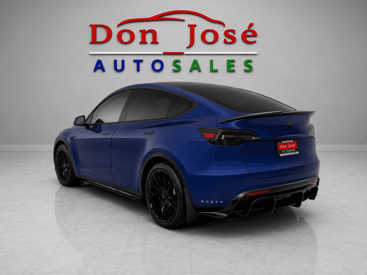 Car Image 4