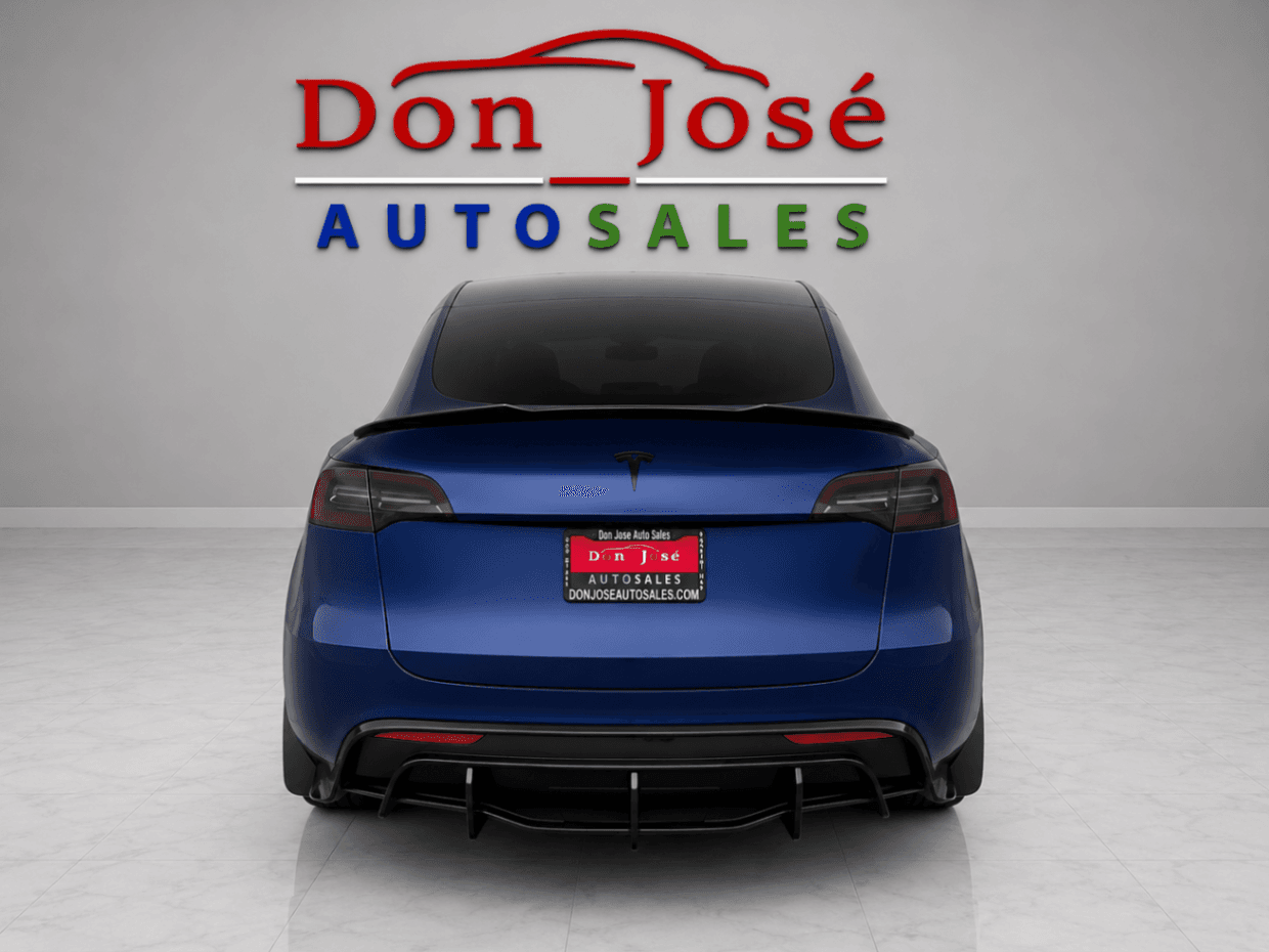 Car Image 6
