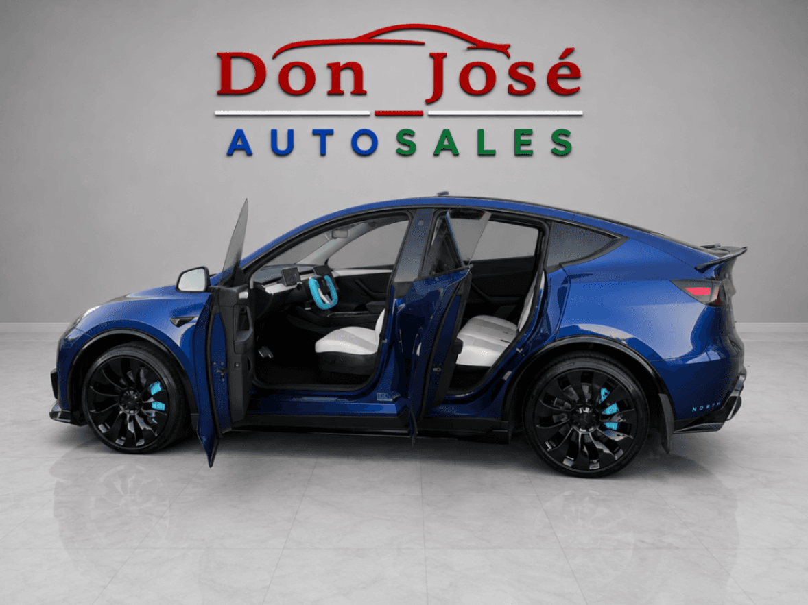 Car Image 8