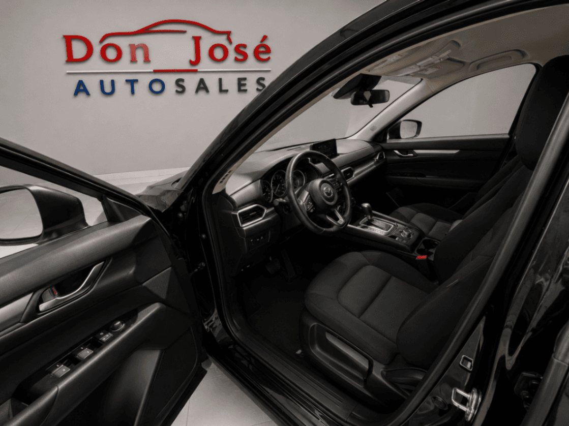 Car Image 9