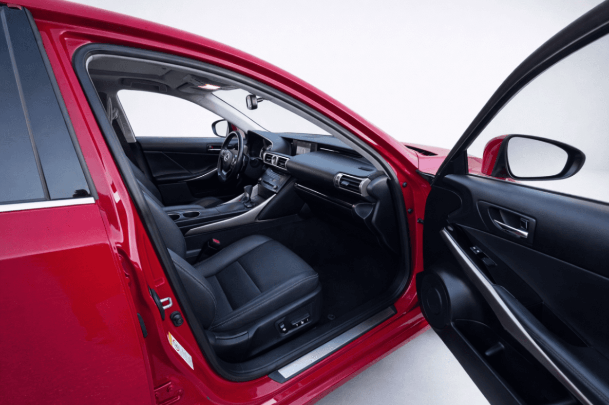 Car Image 13