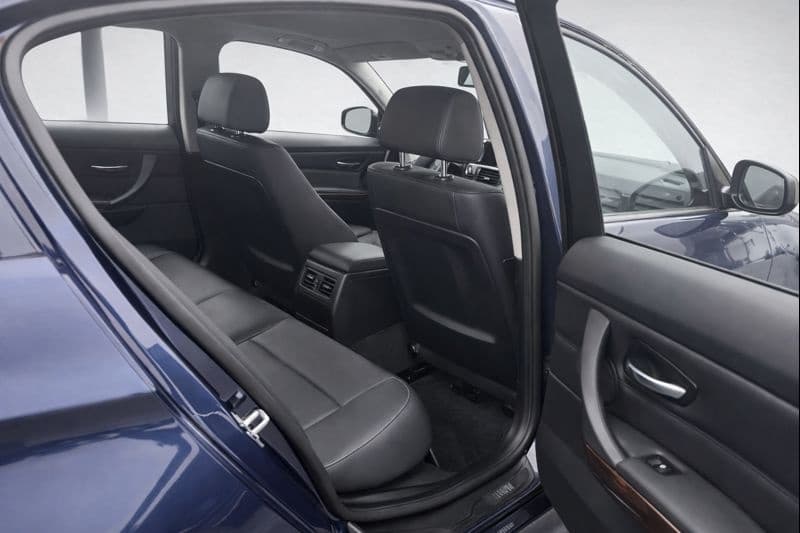Car Image 11