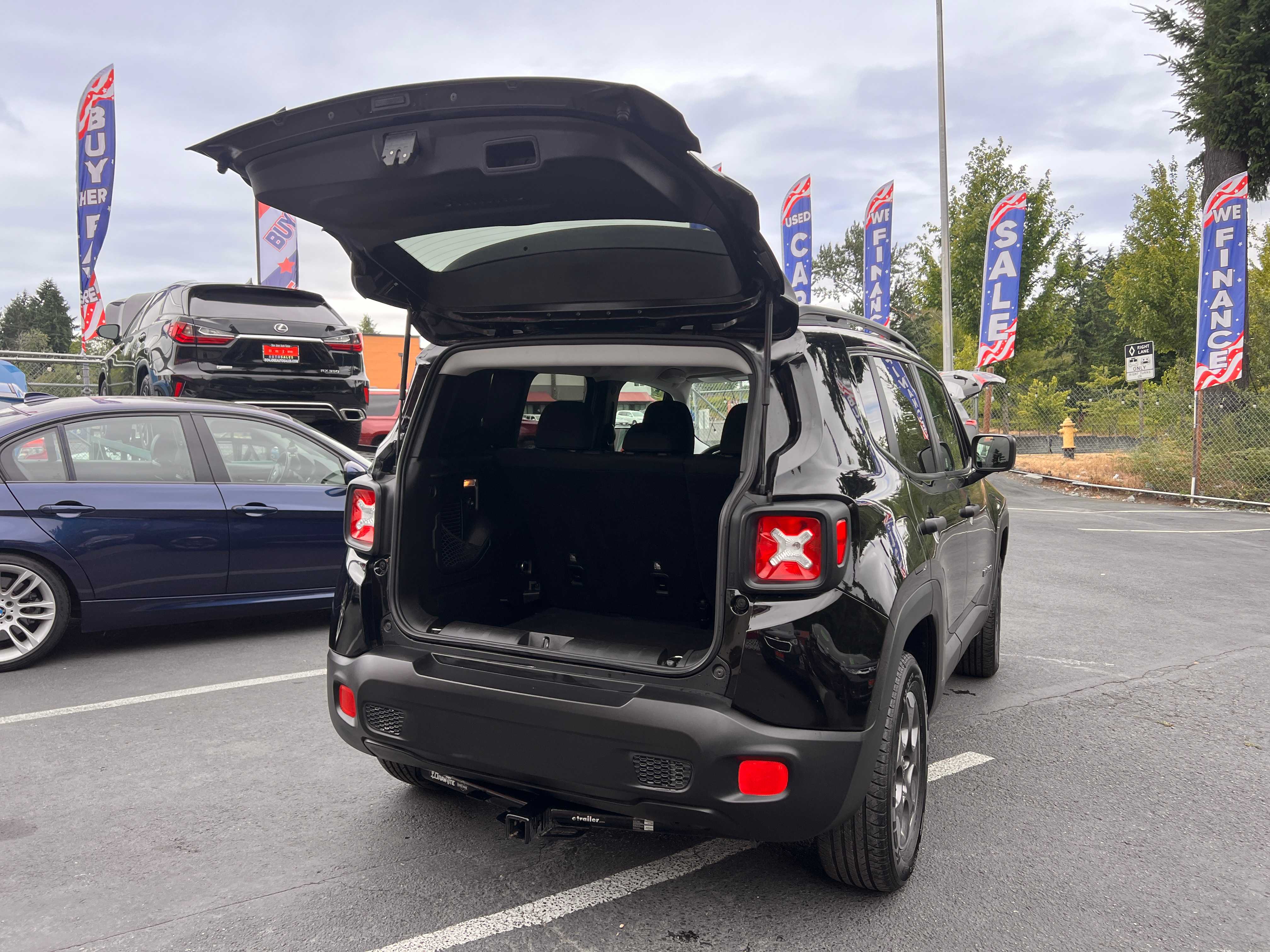 Jeep Renegade Image 3