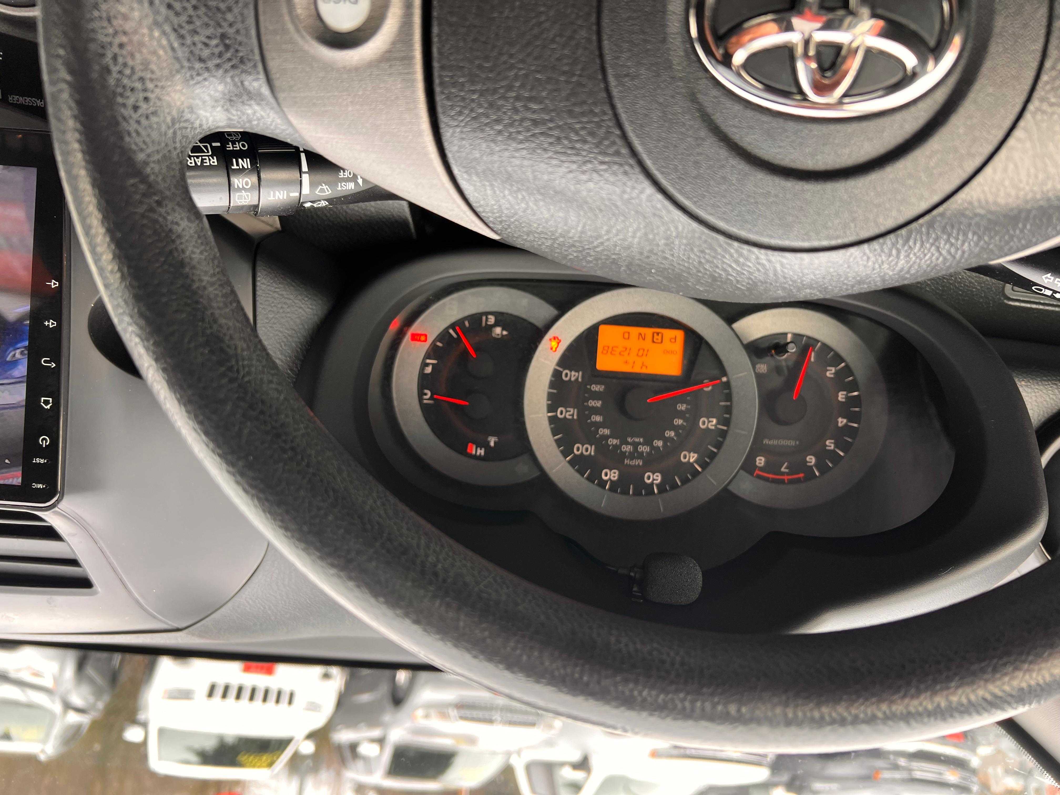 Toyota Rav4 Image 3