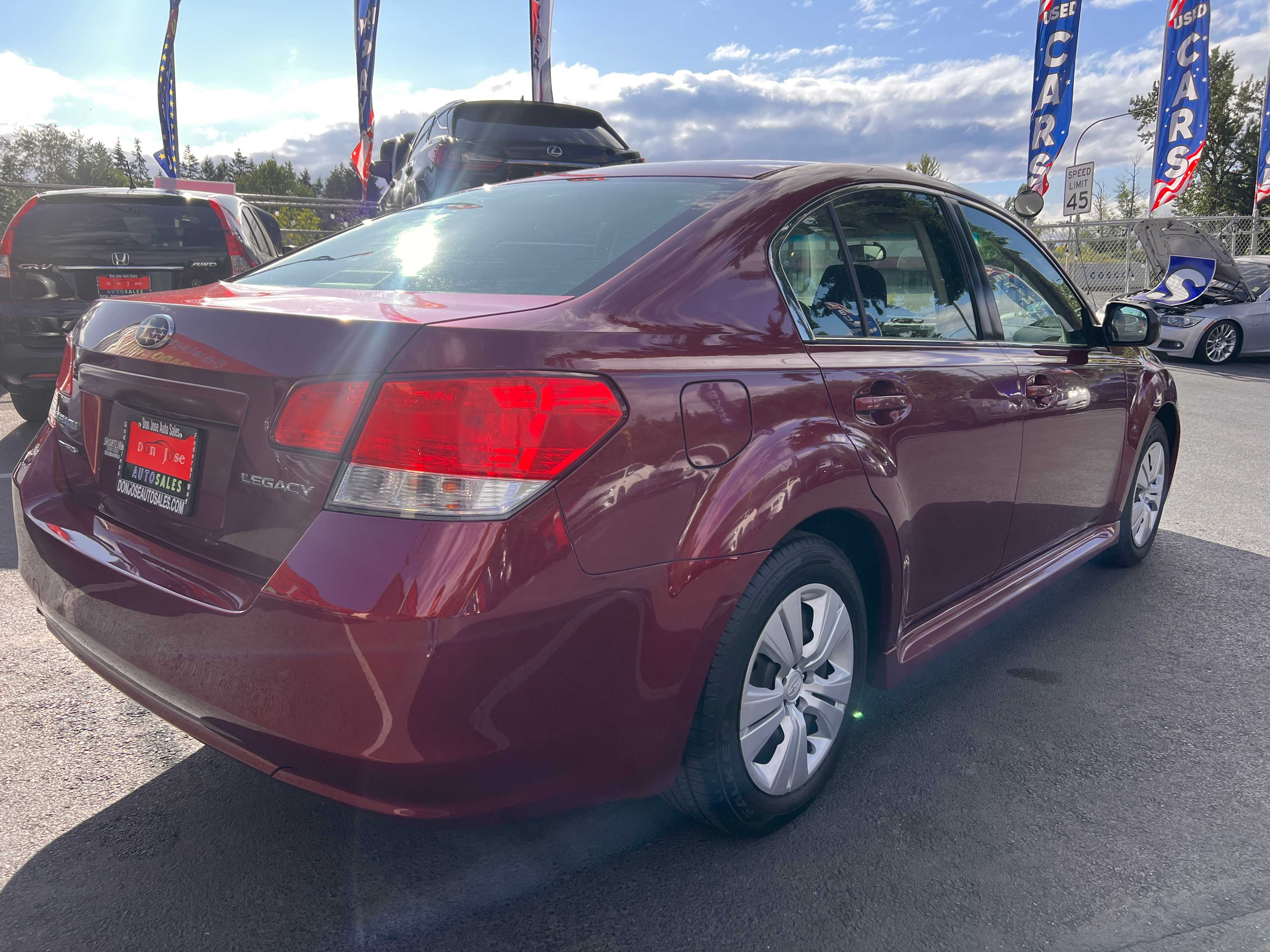 Subaru Legacy Image 2