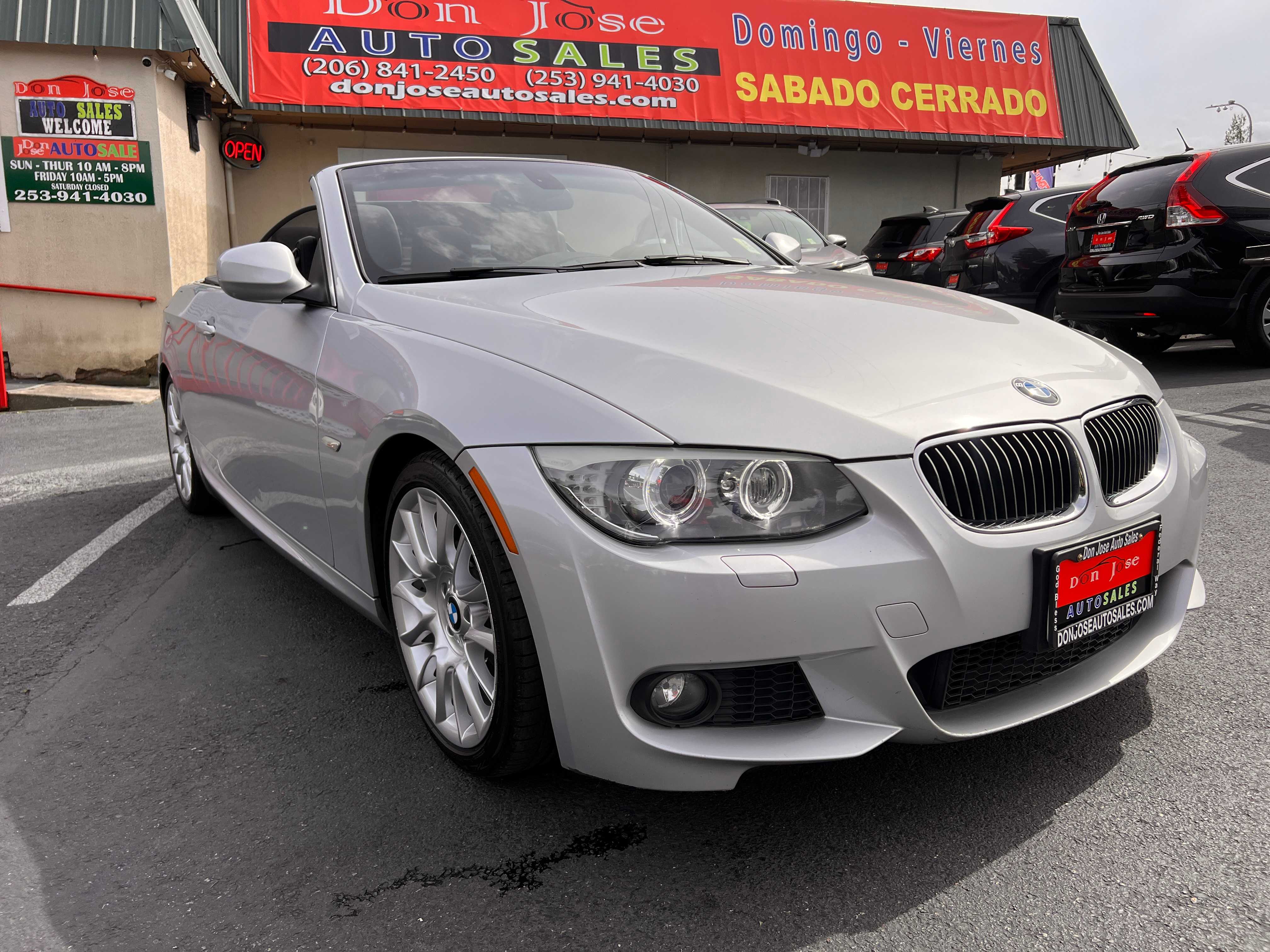 BMW 3 Series Image 10