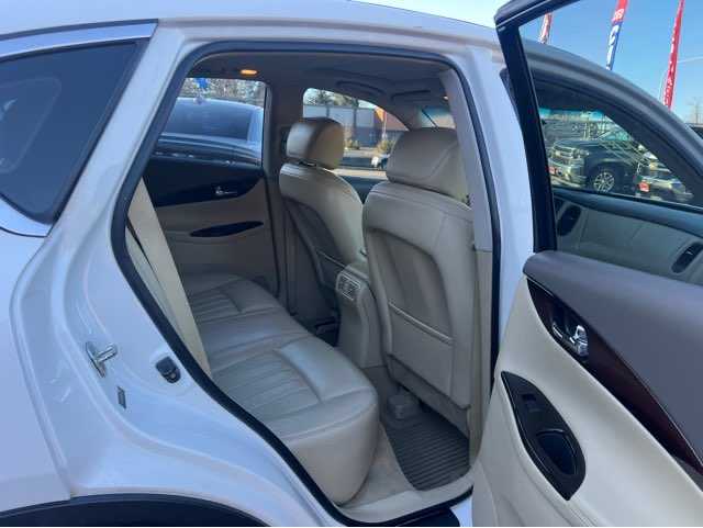 Infiniti Ex35 Image 7