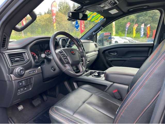 Nissan Titan Image 8