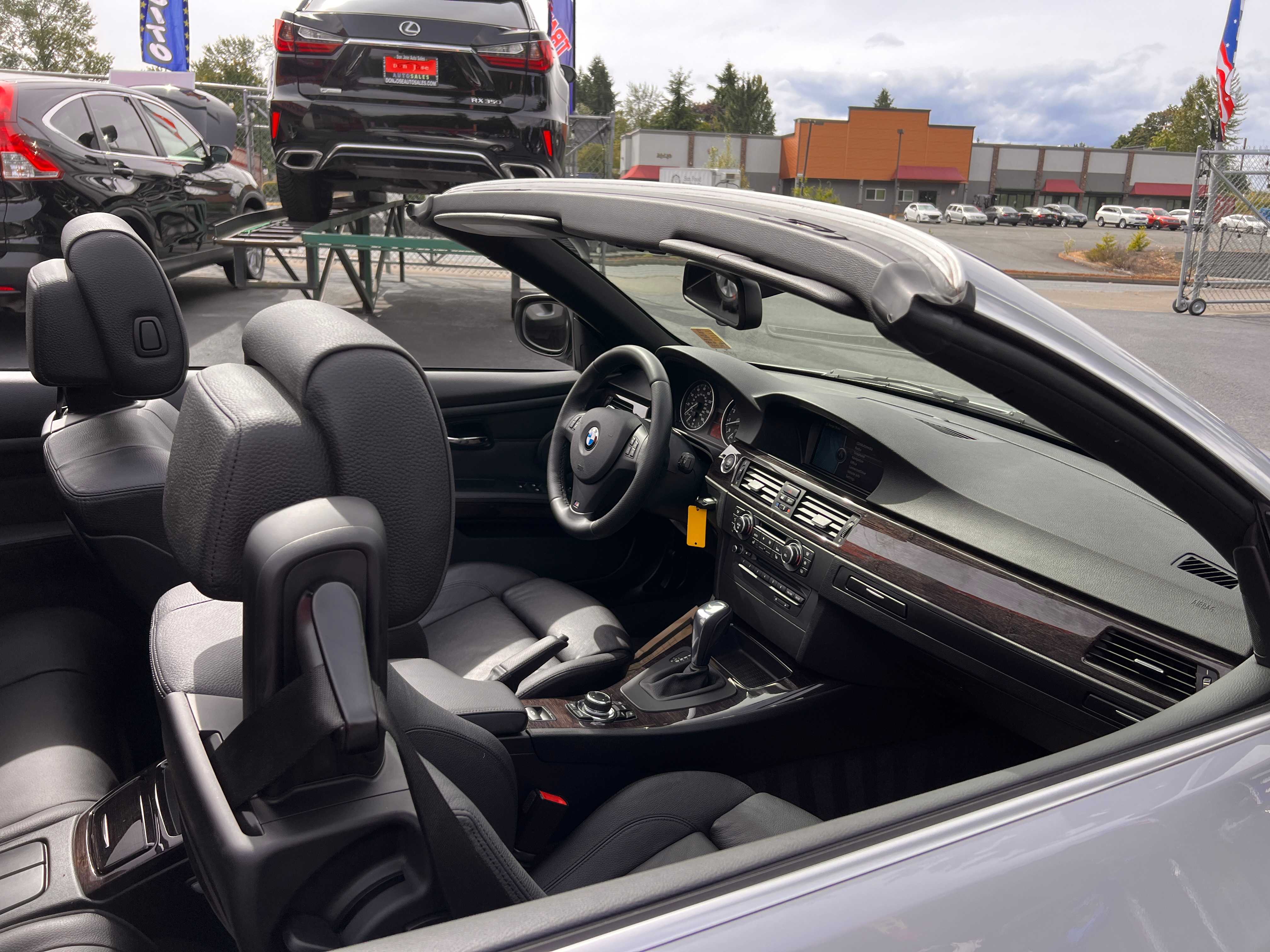BMW 3 Series Image 9