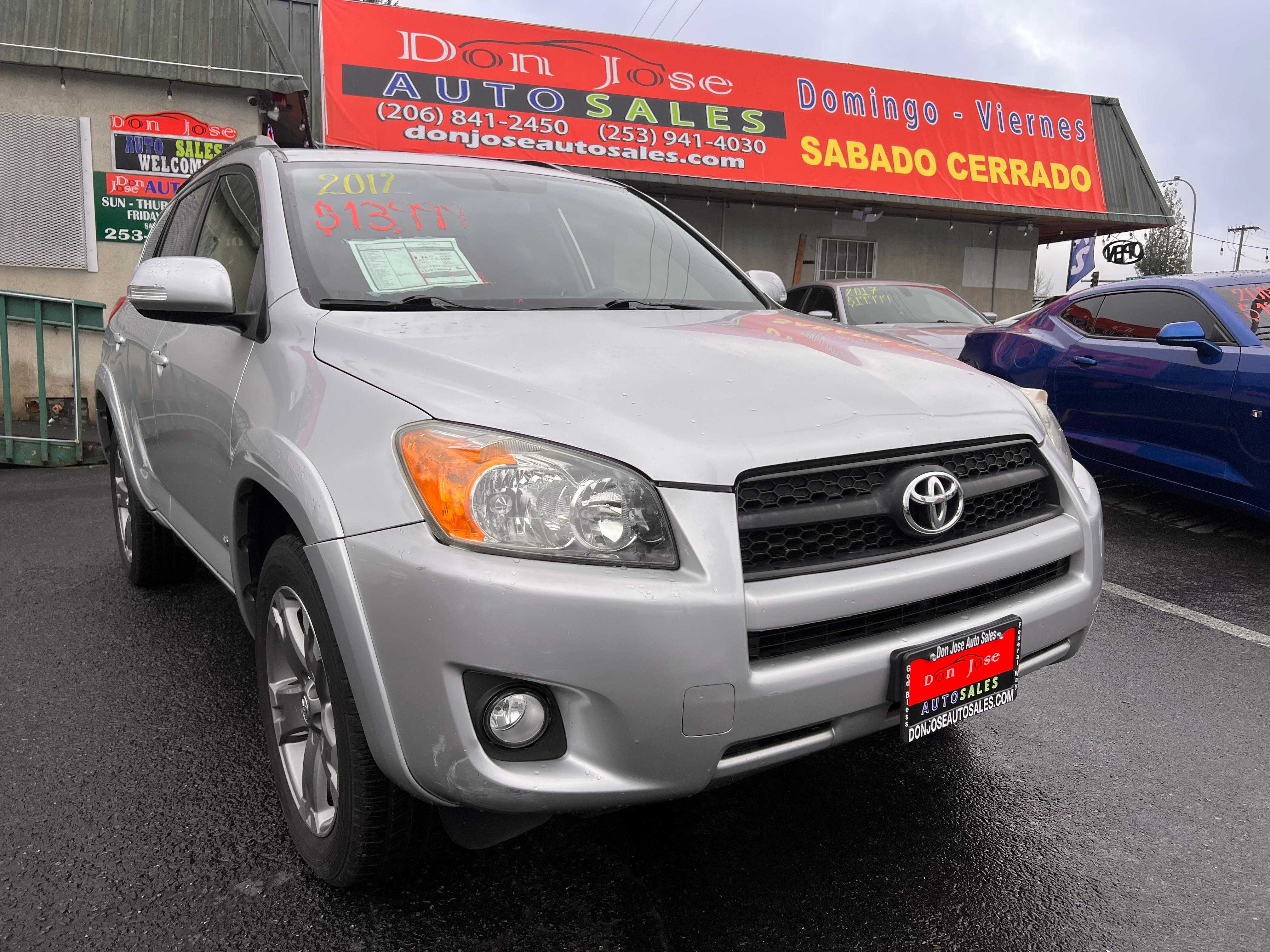 Toyota Rav4 Image 9