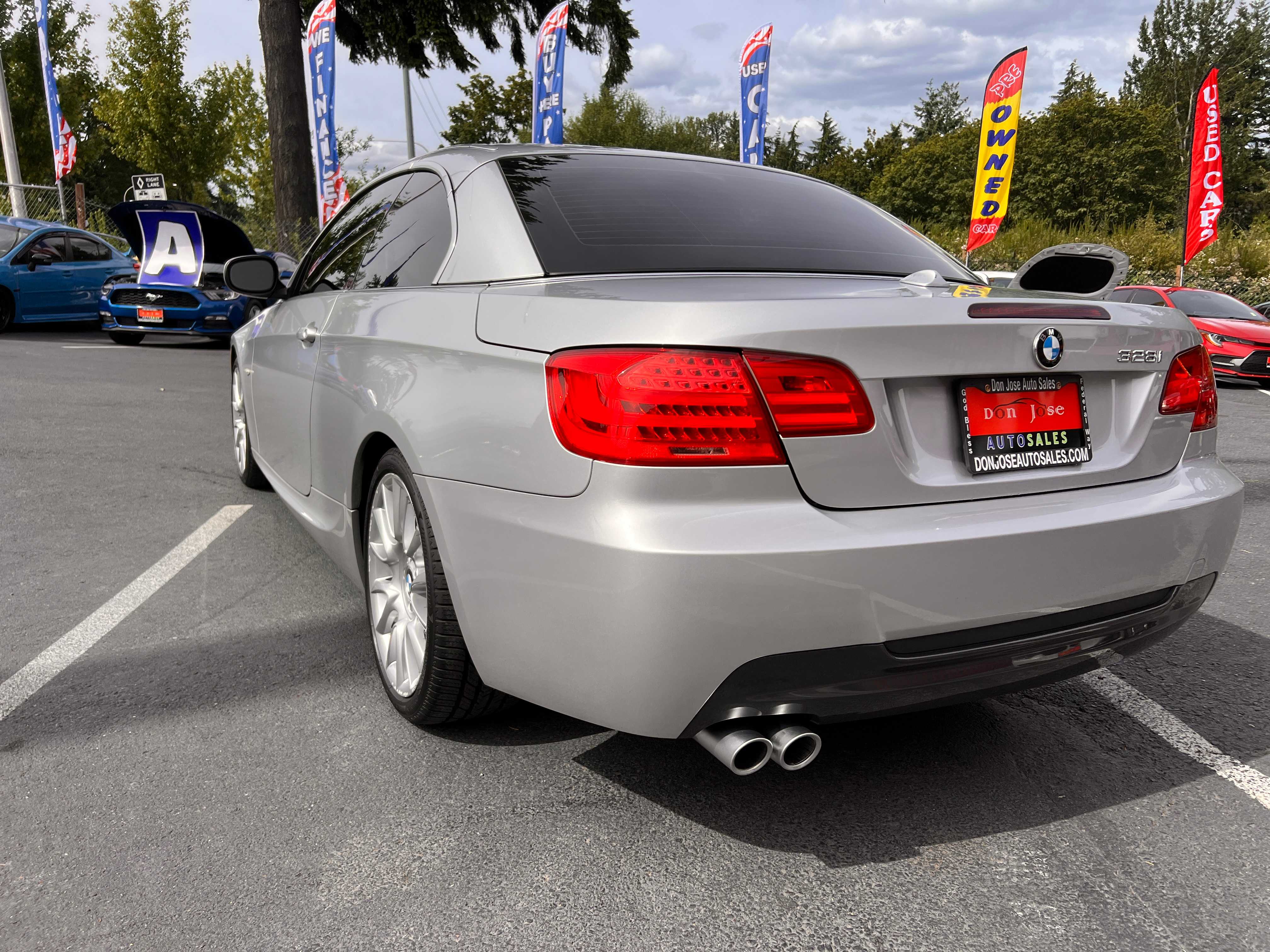 BMW 3 Series Image 14