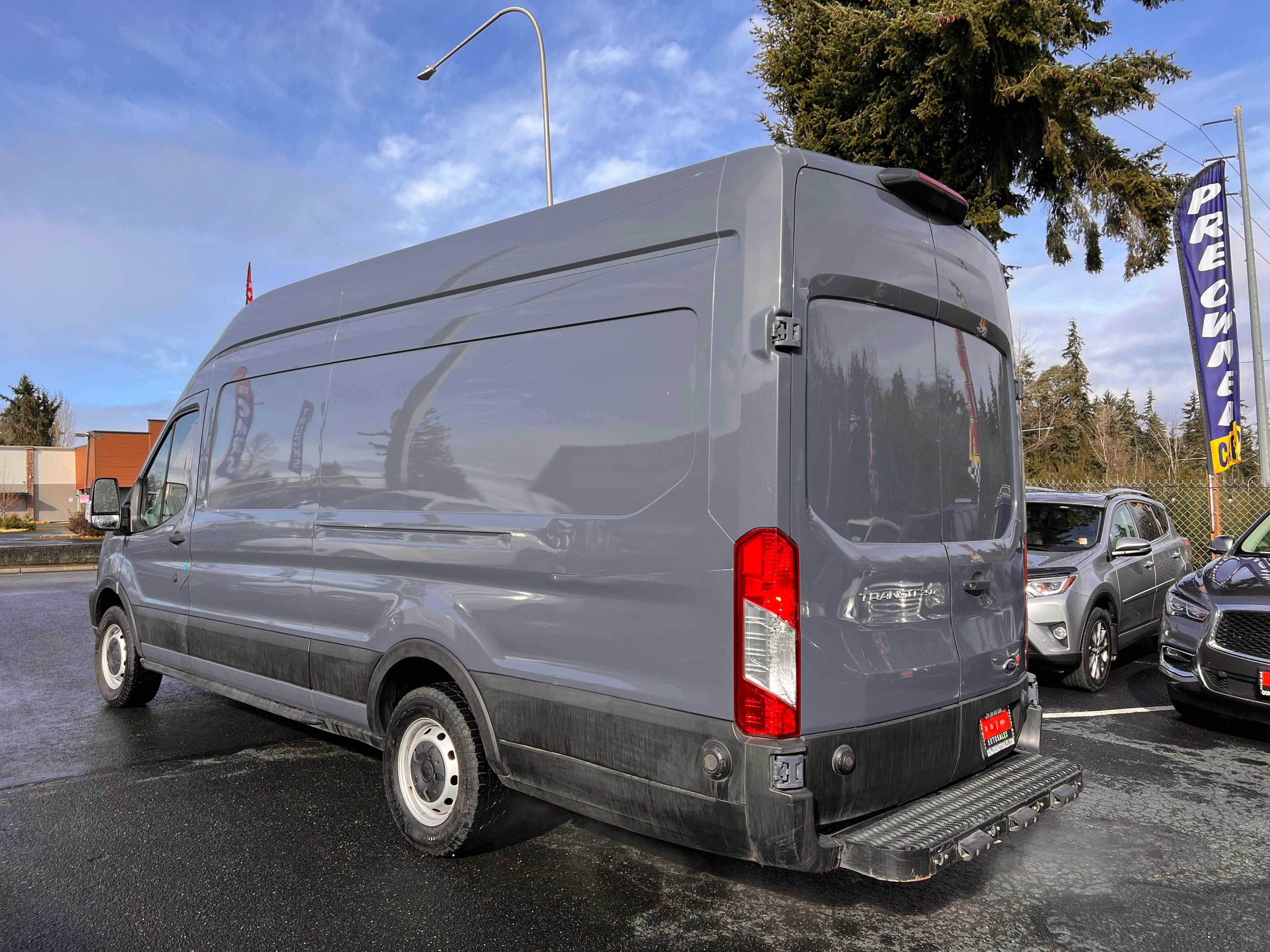 Ford Transit Image 5