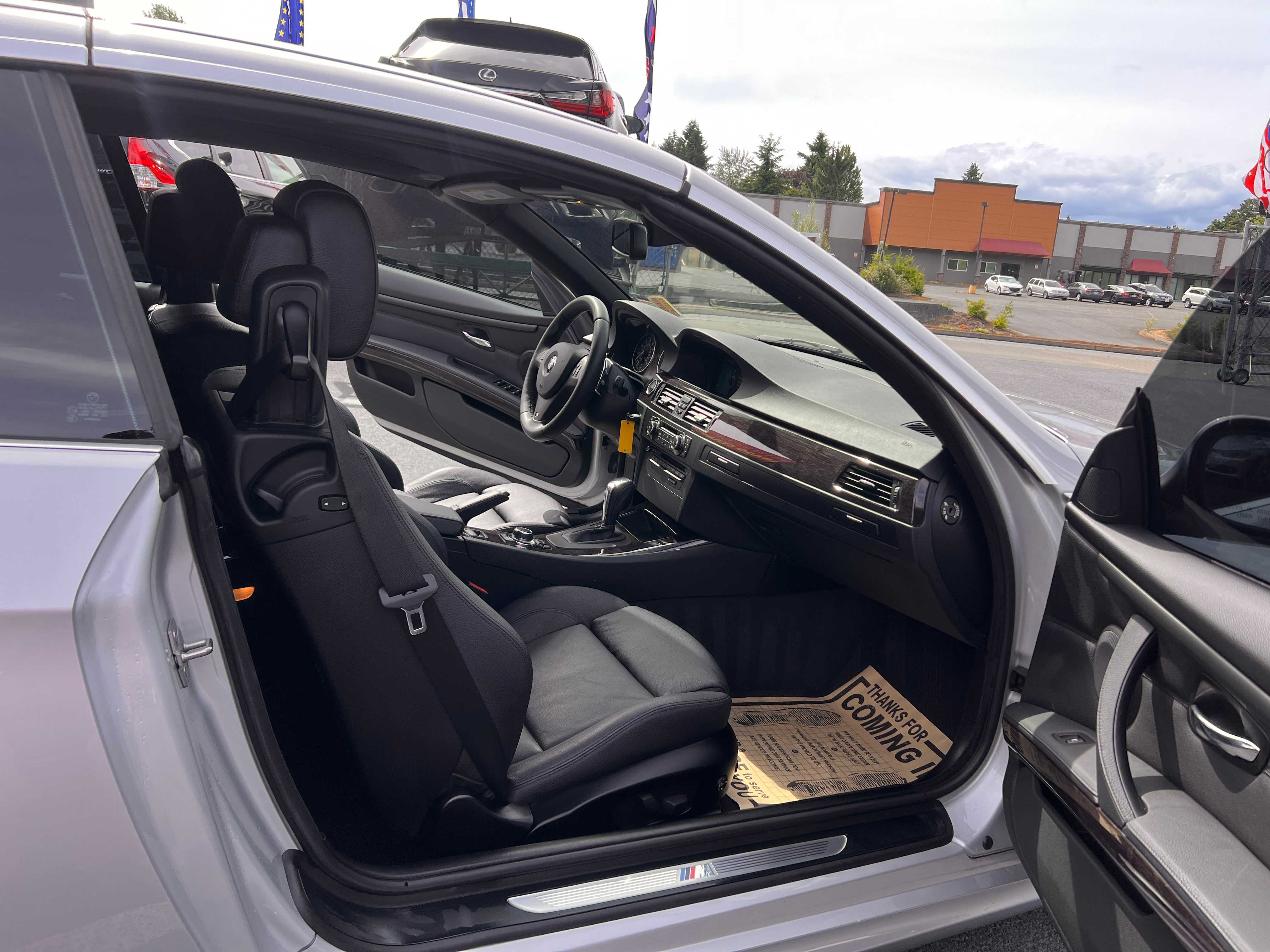 BMW 3 Series Image 6