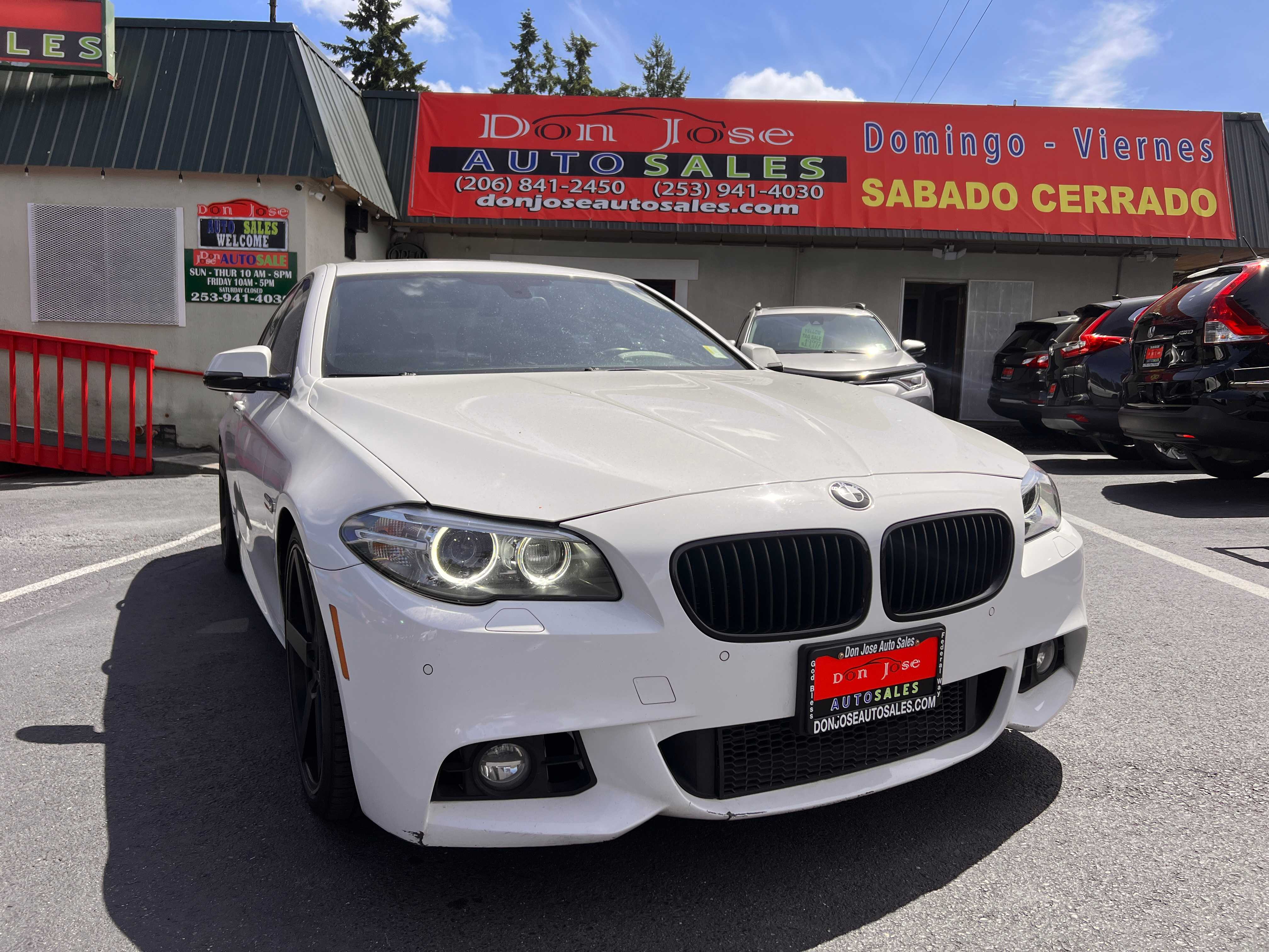 BMW 5 Series Image 1