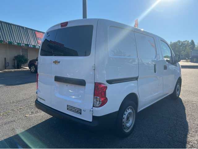 Chevrolet City Express Image 3