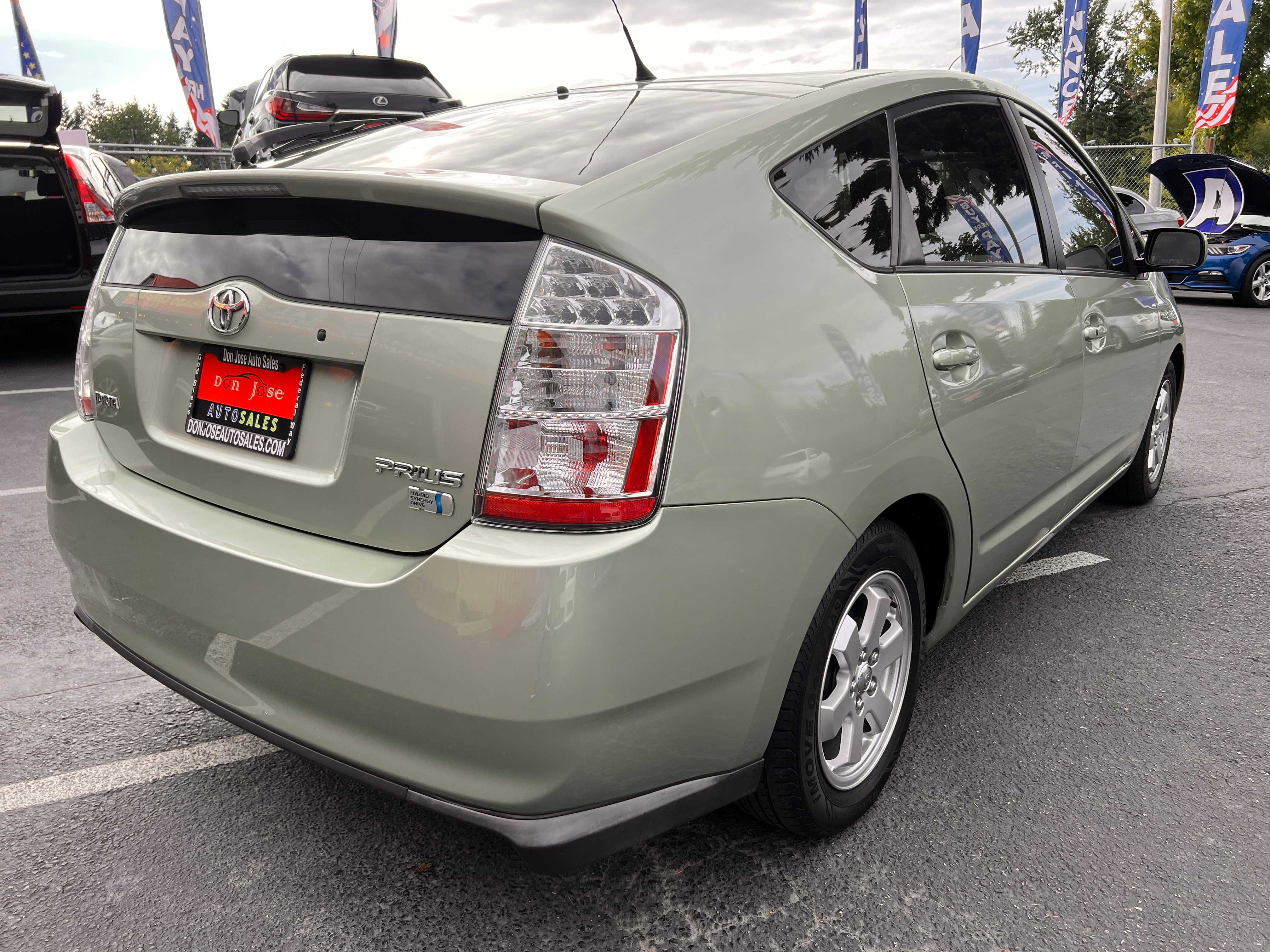 Toyota Prius Image 6