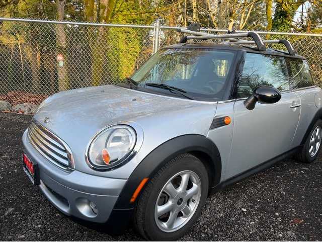 MINI Cooper Image 2