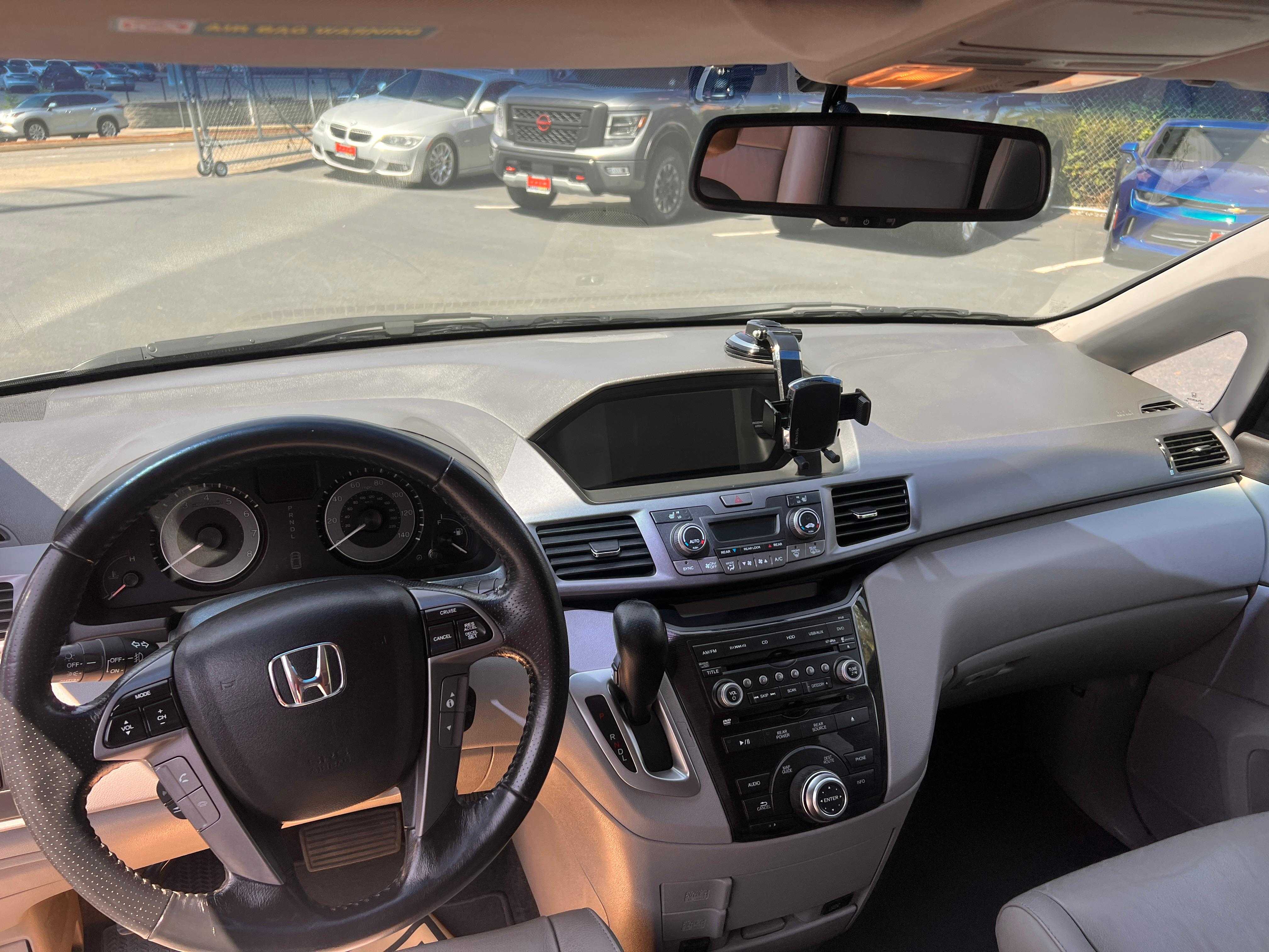 Honda Odyssey Image 4
