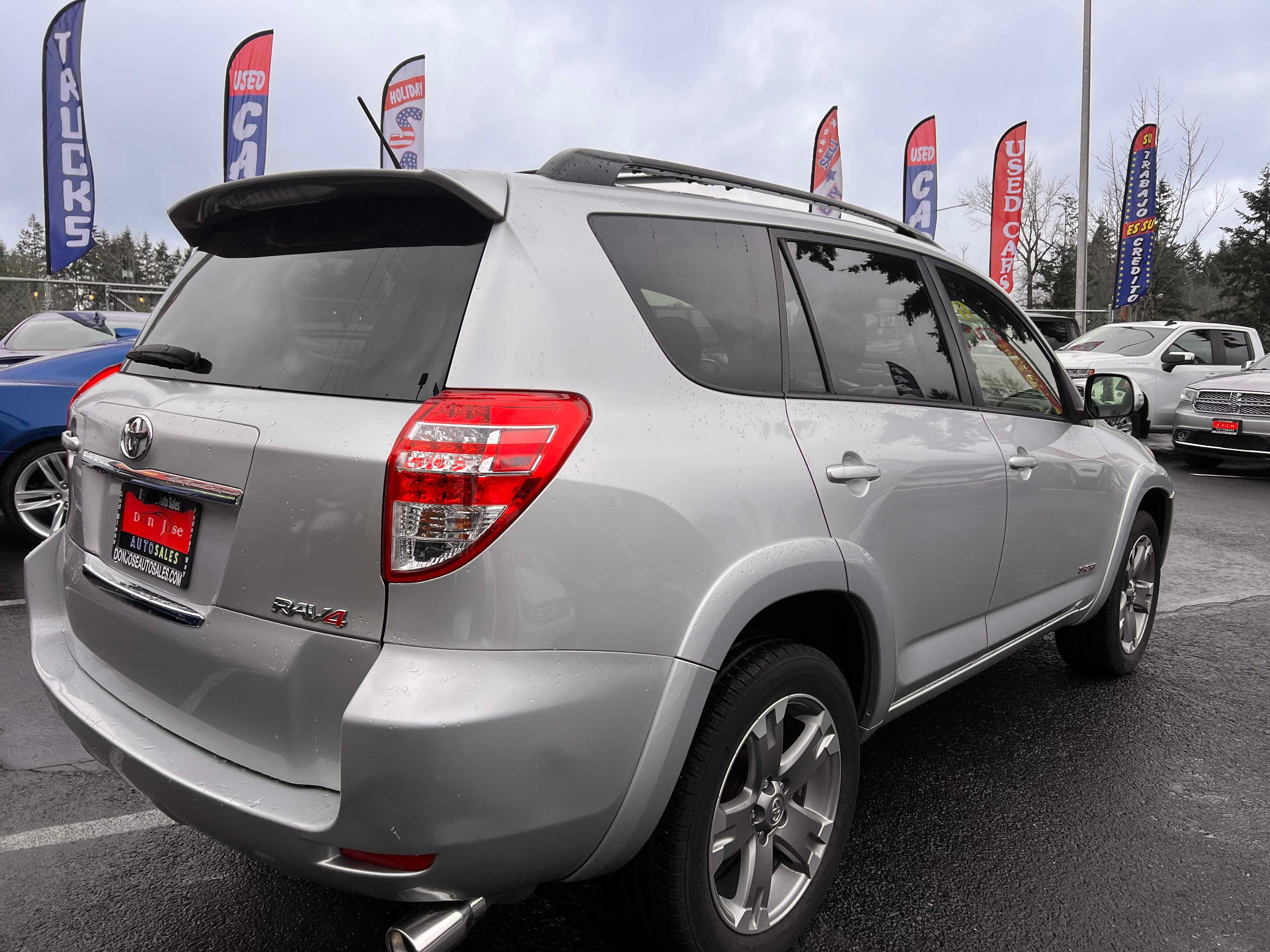 Toyota Rav4 Image 1