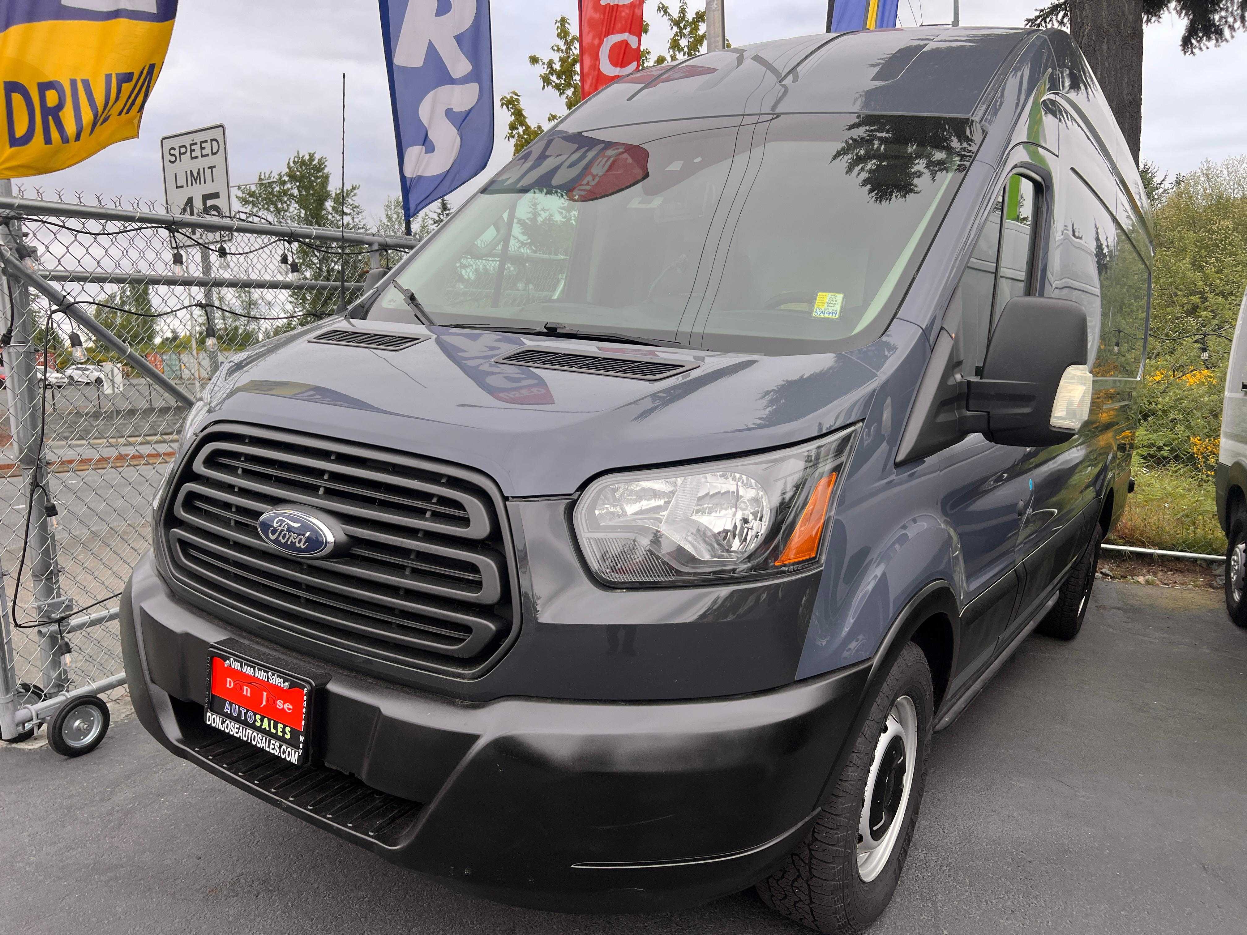 Ford Transit Image 1