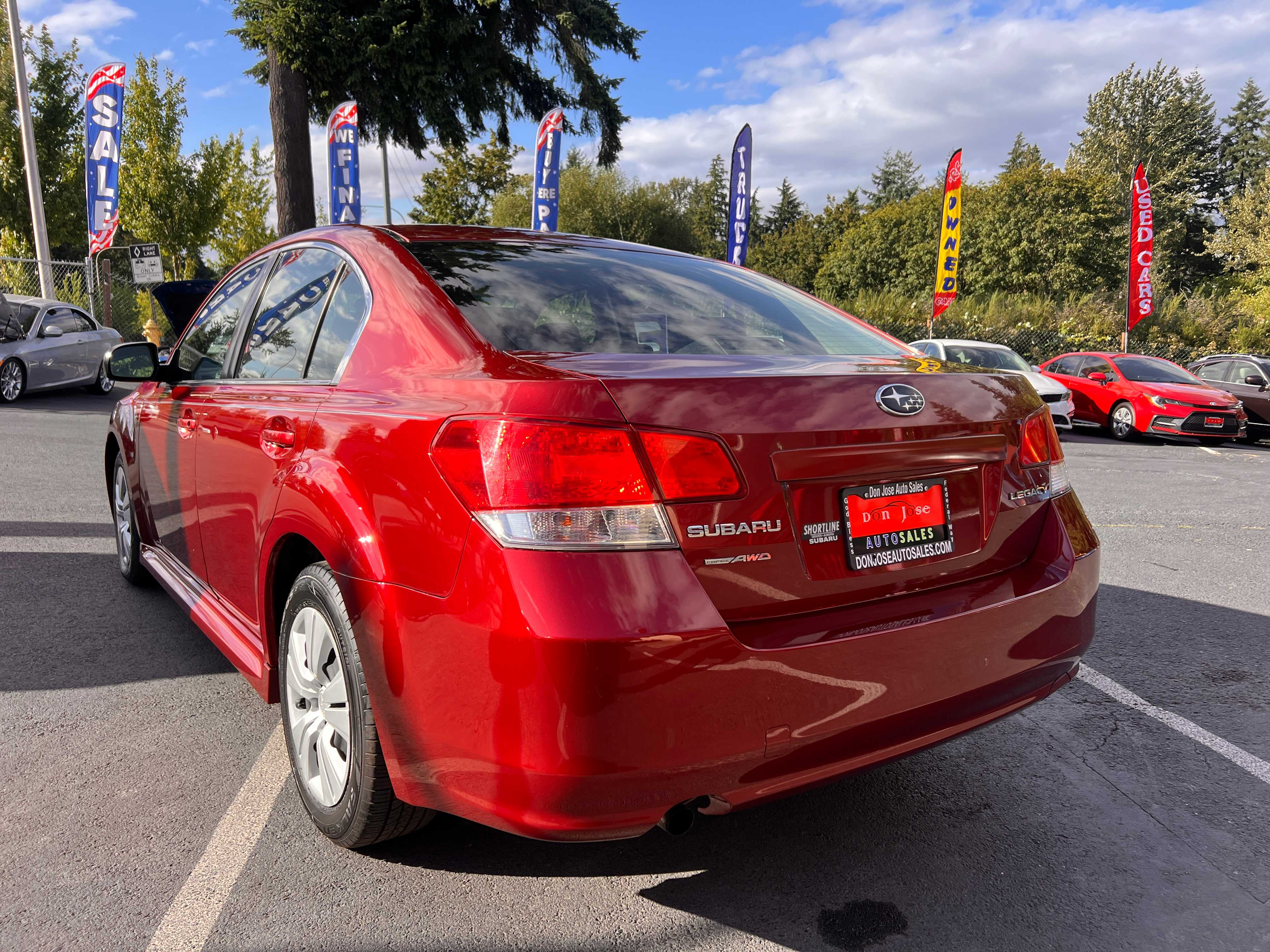 Subaru Legacy Image 8