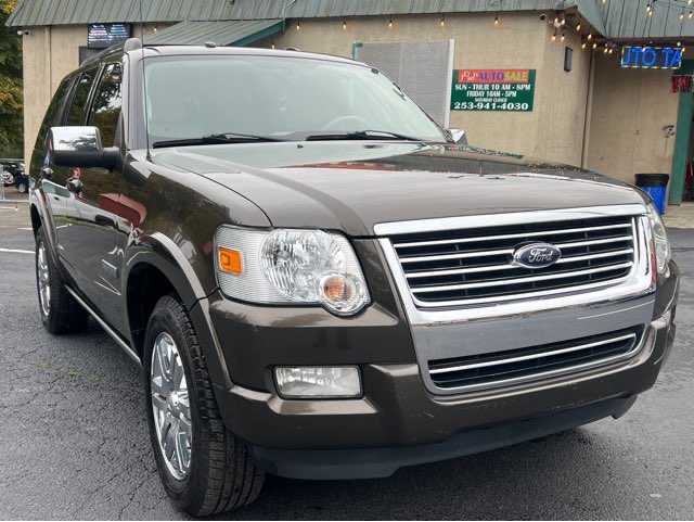Ford Explorer Image 2