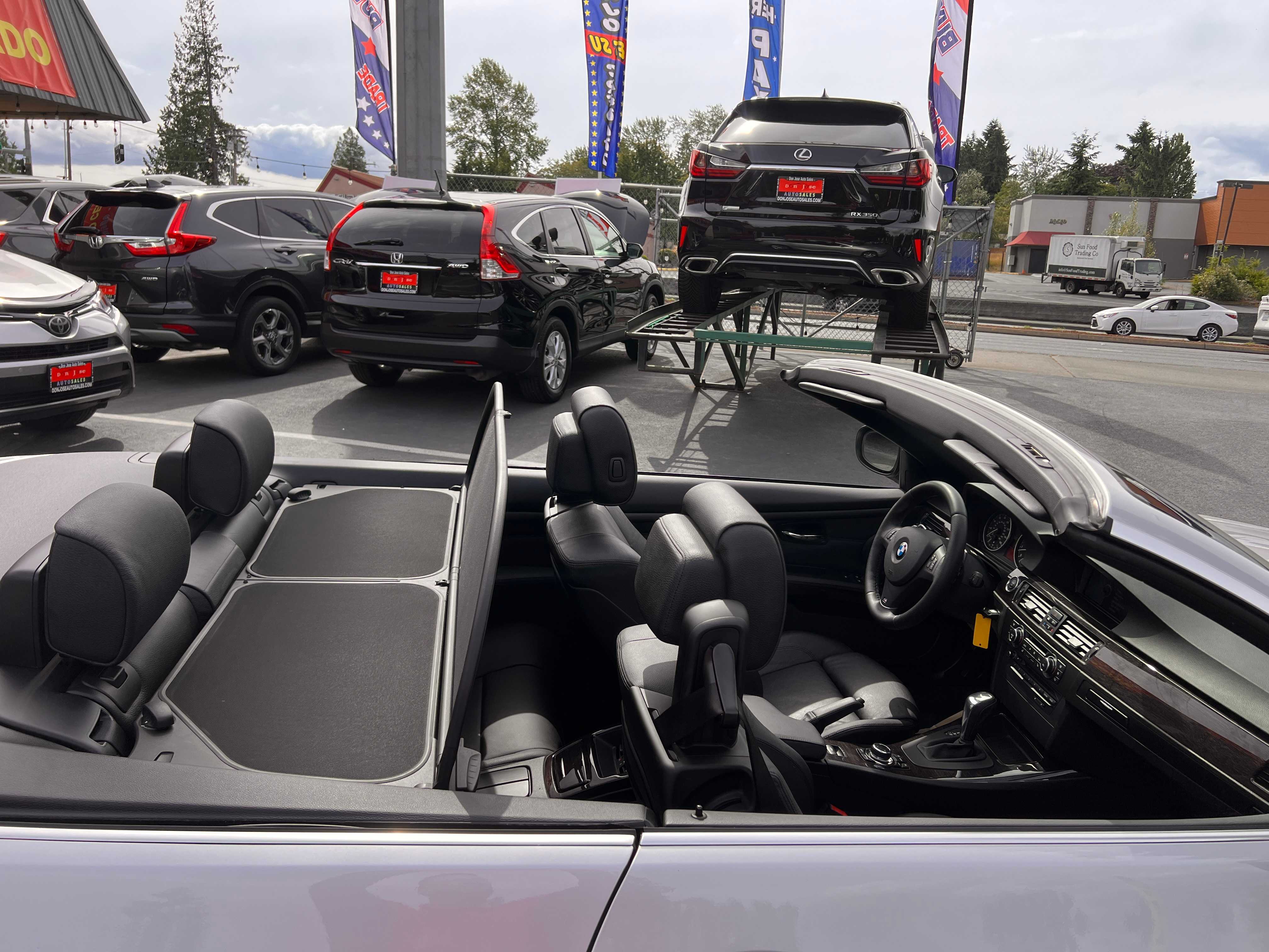 BMW 3 Series Image 4